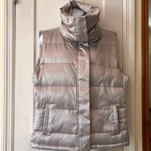 Talbots Duck Down Feather Puffer Vest Women’s Large Silver Metallic High Collar
